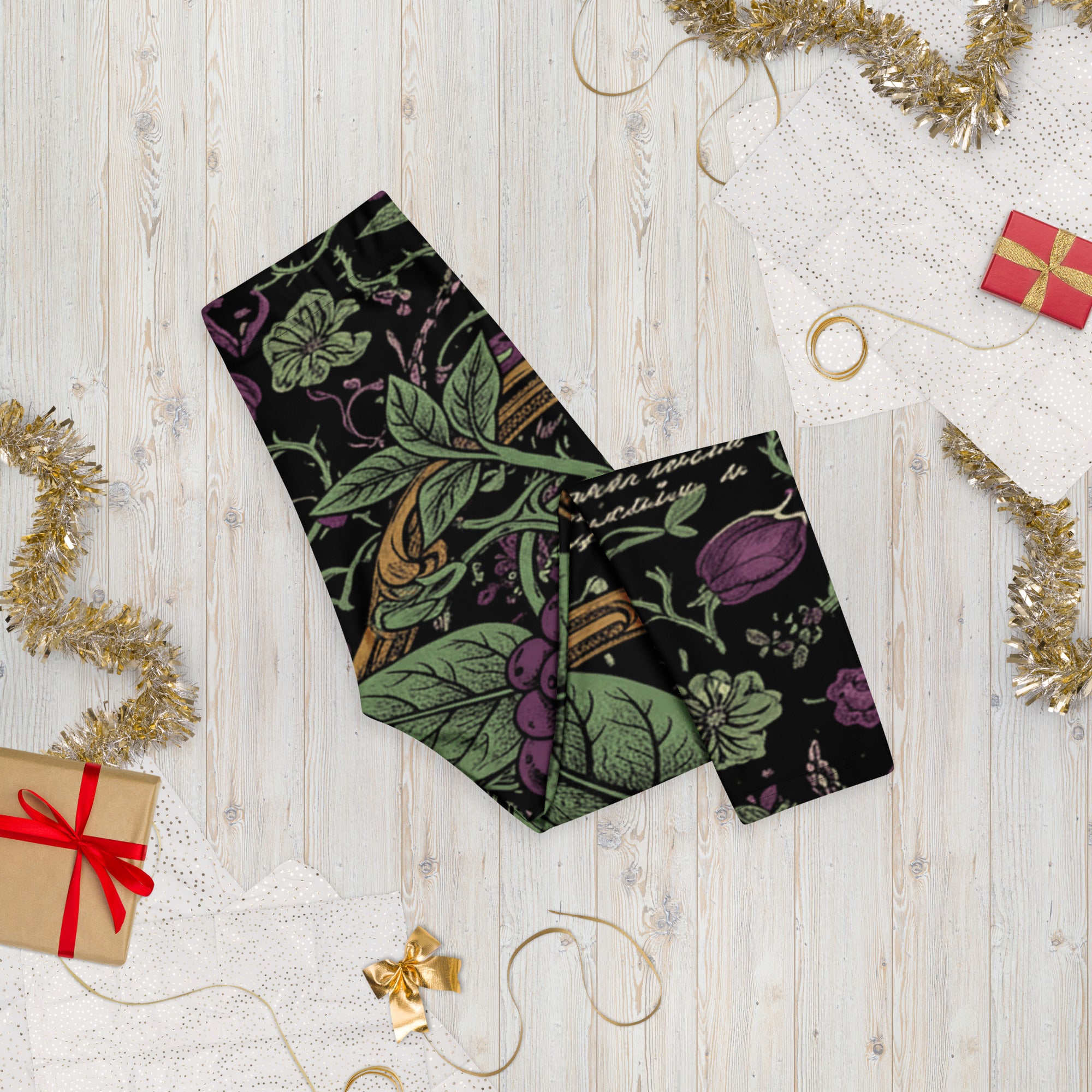 Deadly Nightshade Capri Leggings | GearBunch