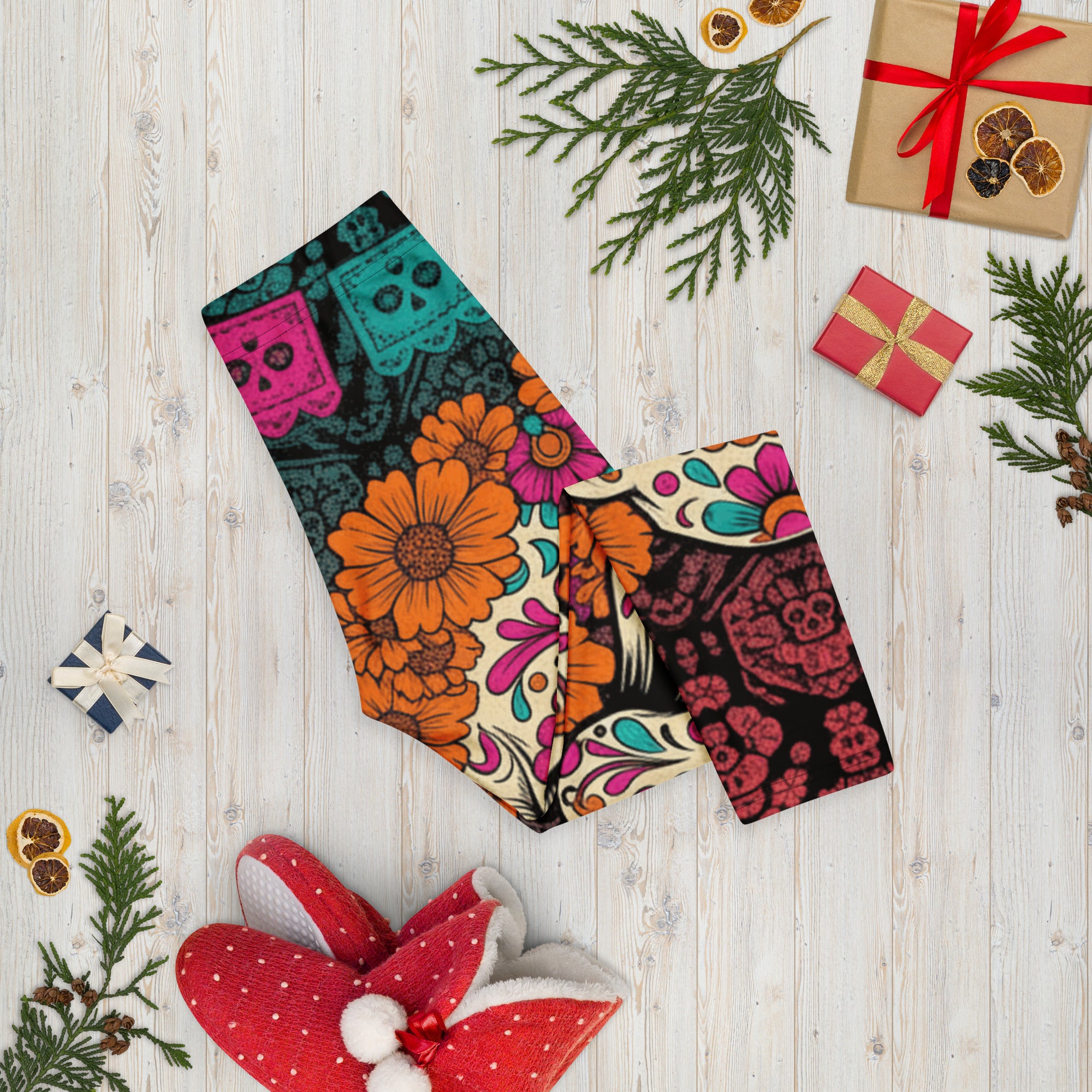 Día de los Muertos Marigold Capri Leggings | GearBunch