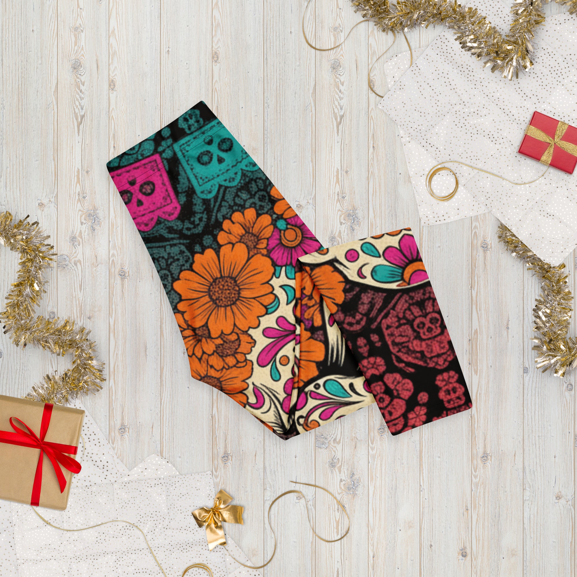 Día de los Muertos Marigold Capri Leggings | GearBunch