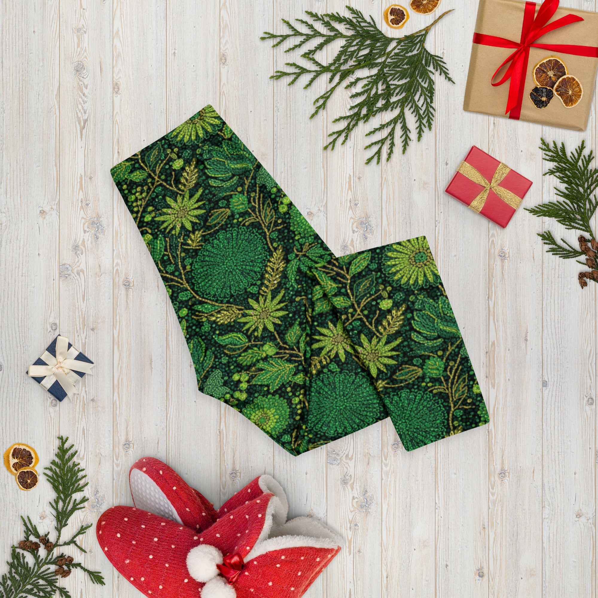 Emerald Jungle Capri Leggings | GearBunch