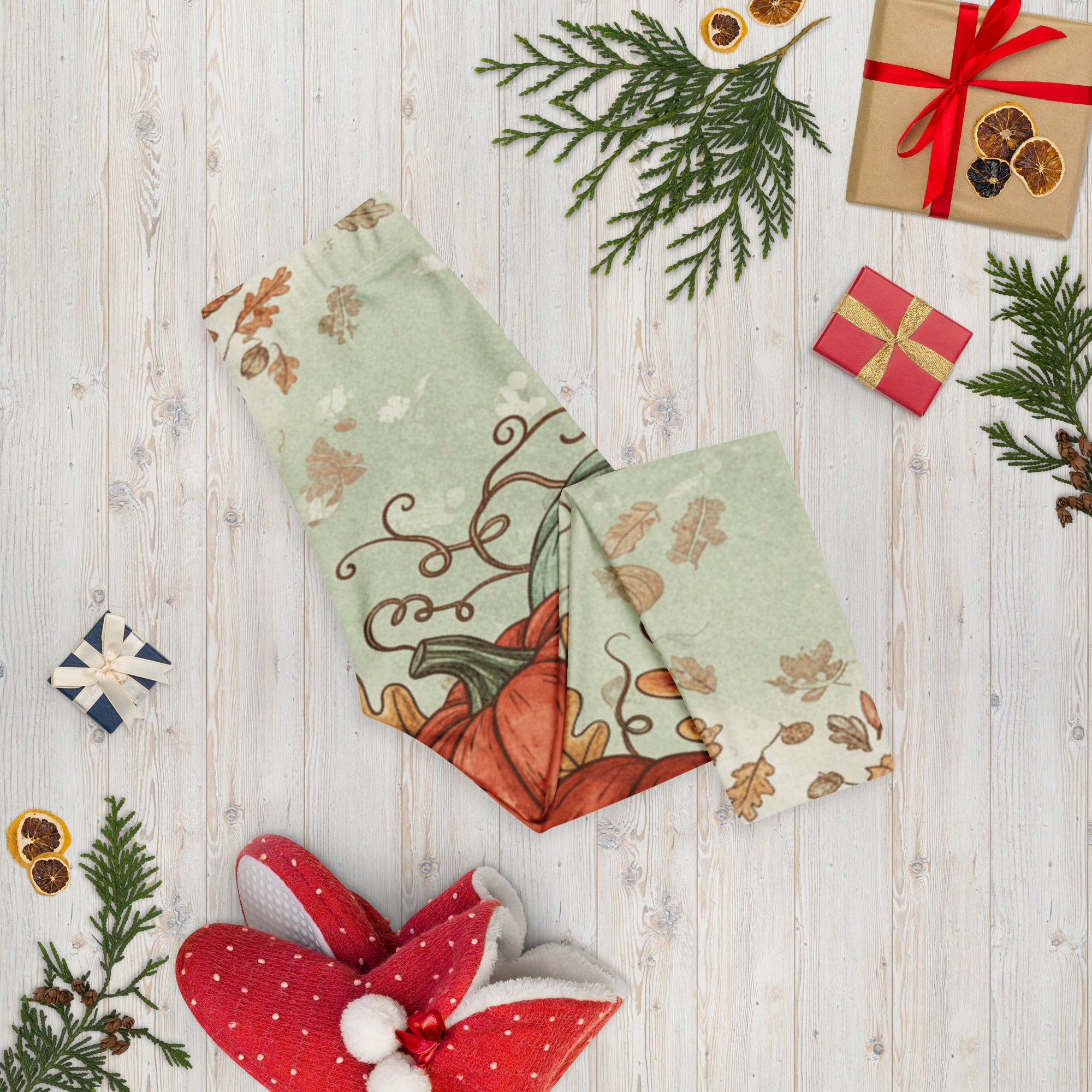 Heirloom Pumpkin Patch Capri Leggings | GearBunch