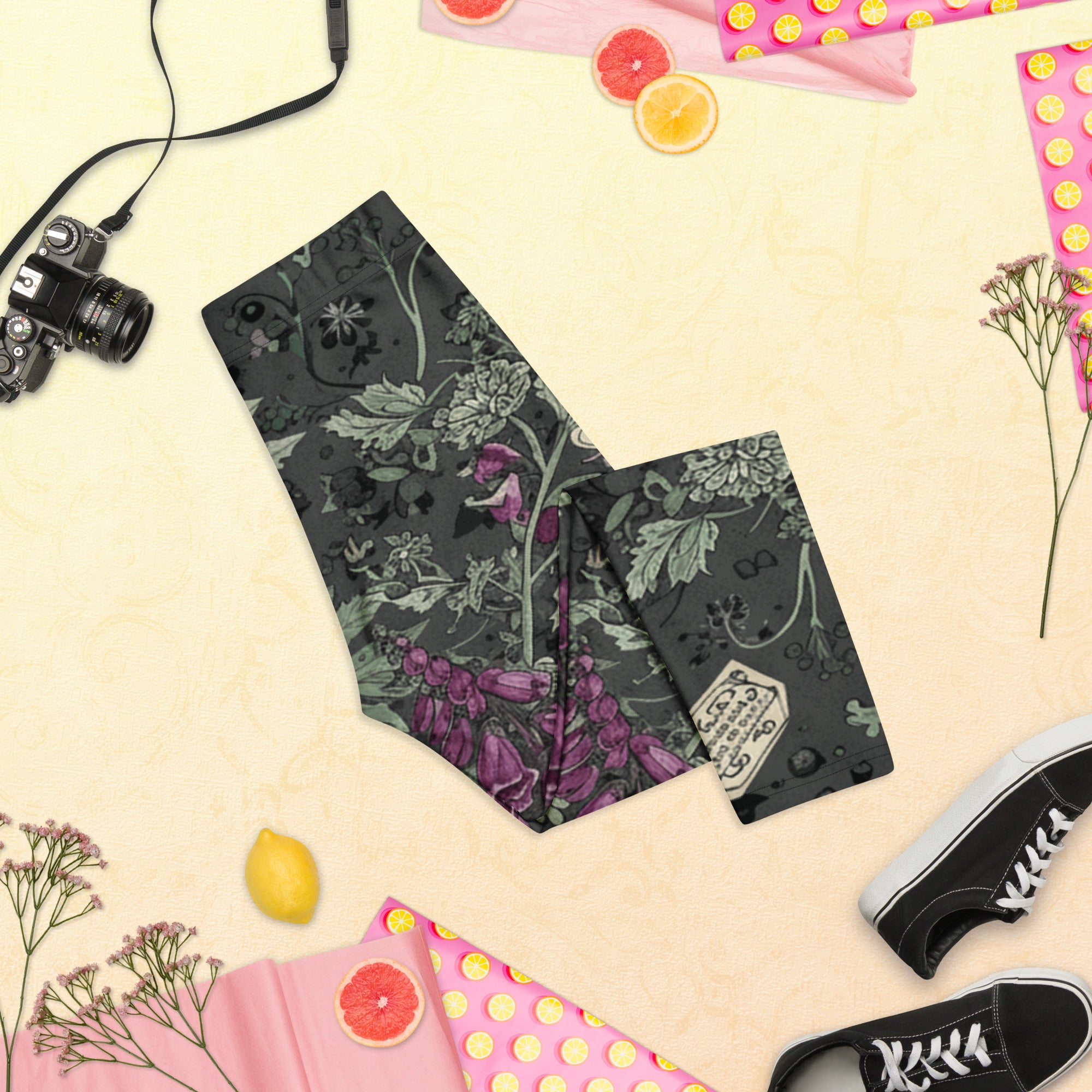 Hemlock Goth Capri Leggings | GearBunch