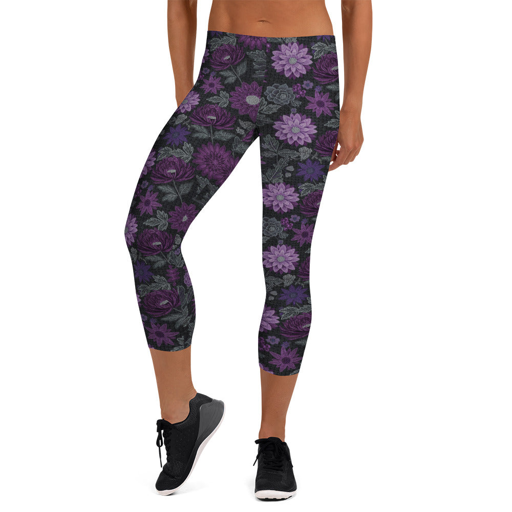 Jewel Orchid Capri Leggings | GearBunch