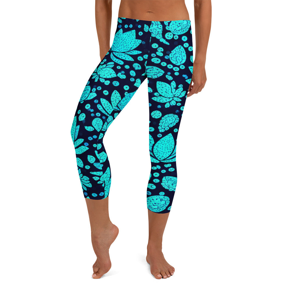 Teal Lotus Capri Leggings | GearBunch