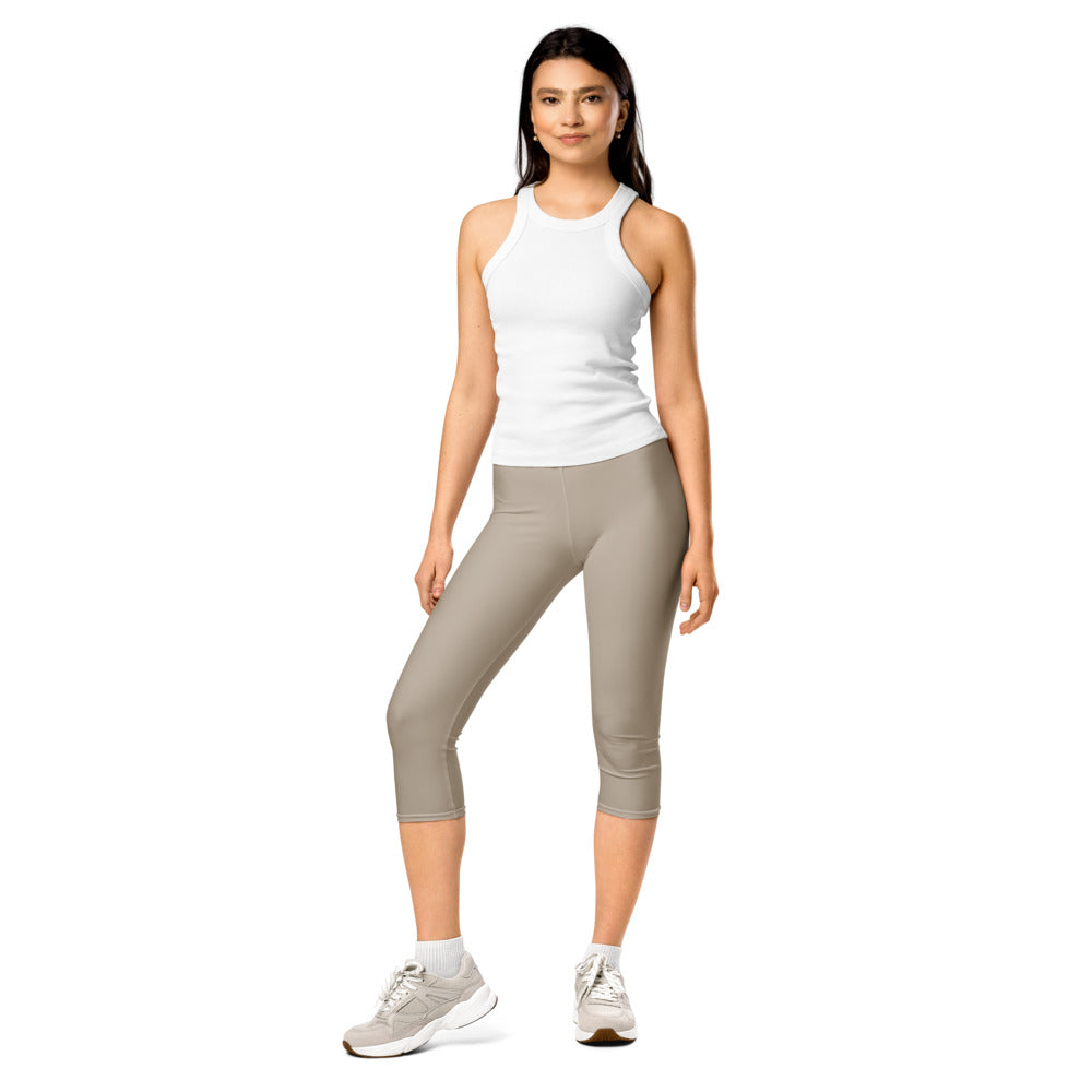 Solid leggings front view | GearBunch