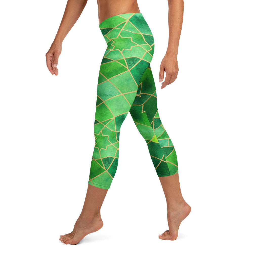Emerald Jewel Capri Leggings | GearBunch