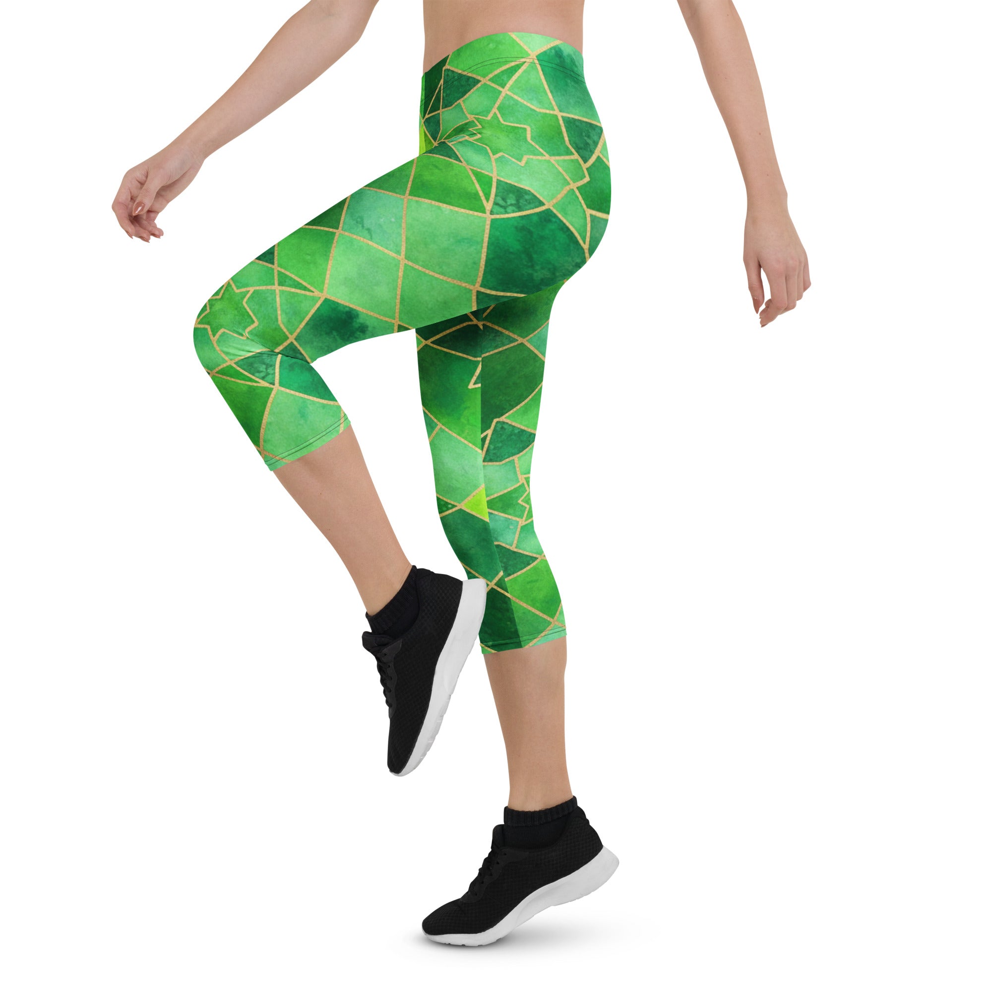 Emerald Jewel Capri Leggings | GearBunch