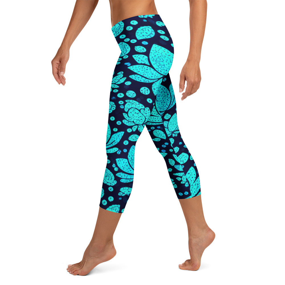 Teal Lotus Capri Leggings | GearBunch