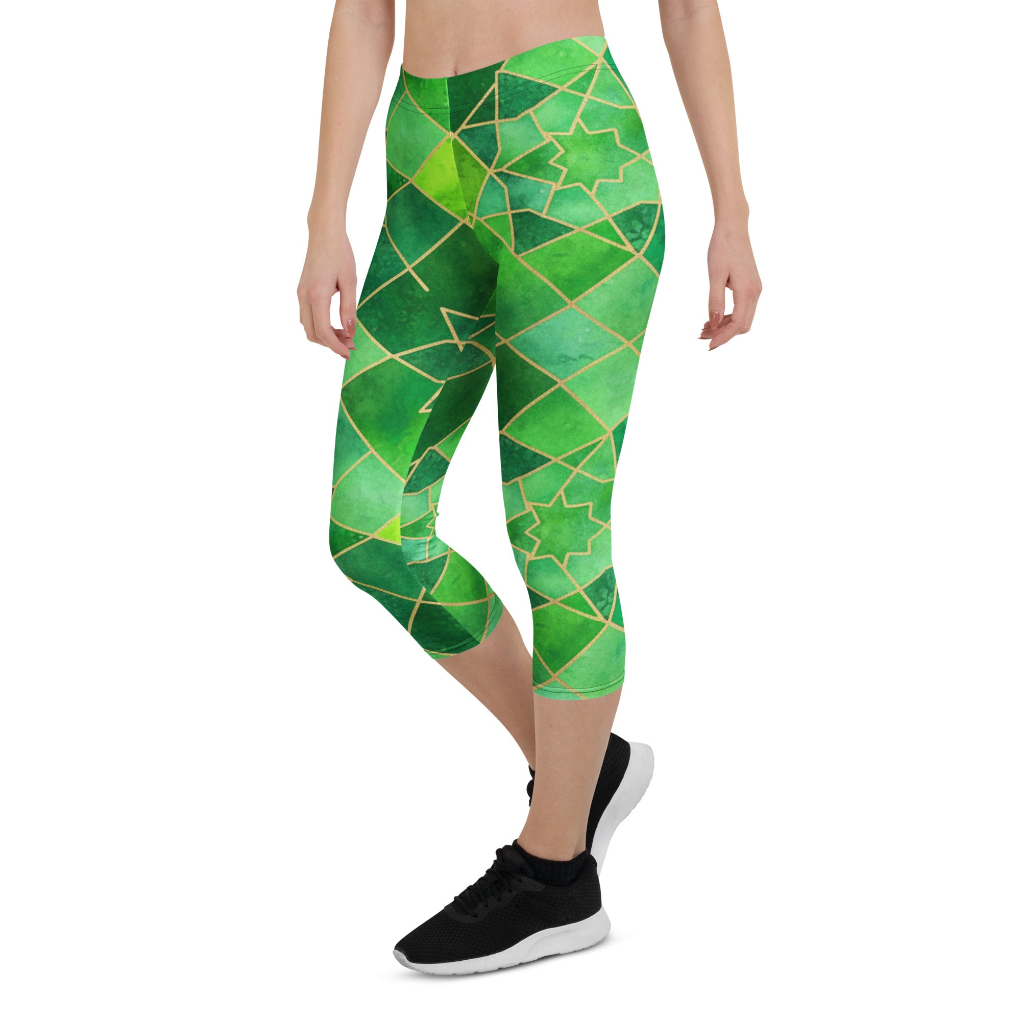 Emerald Jewel Capri Leggings | GearBunch