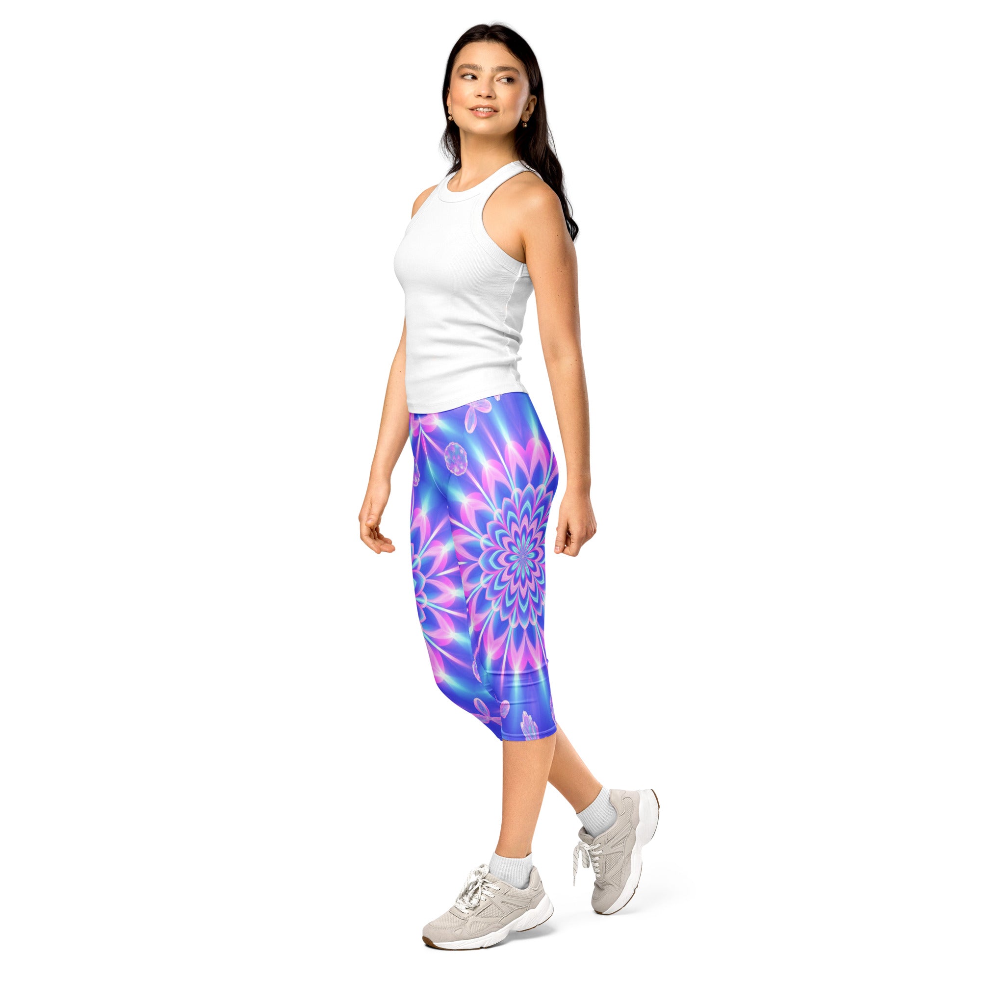 Women's psychedelic fairy ring capri leggings front view