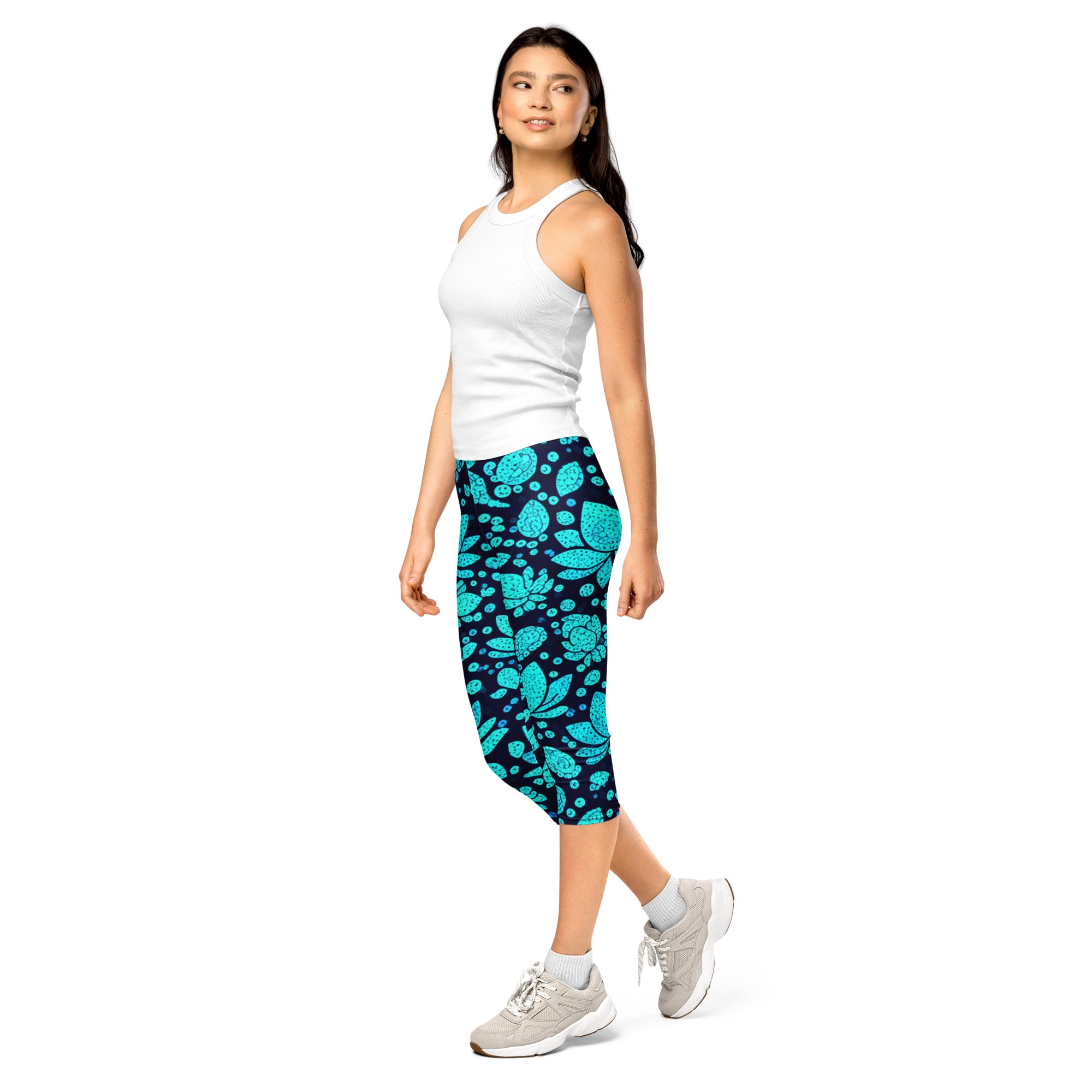 Teal Lotus Capri Leggings | GearBunch