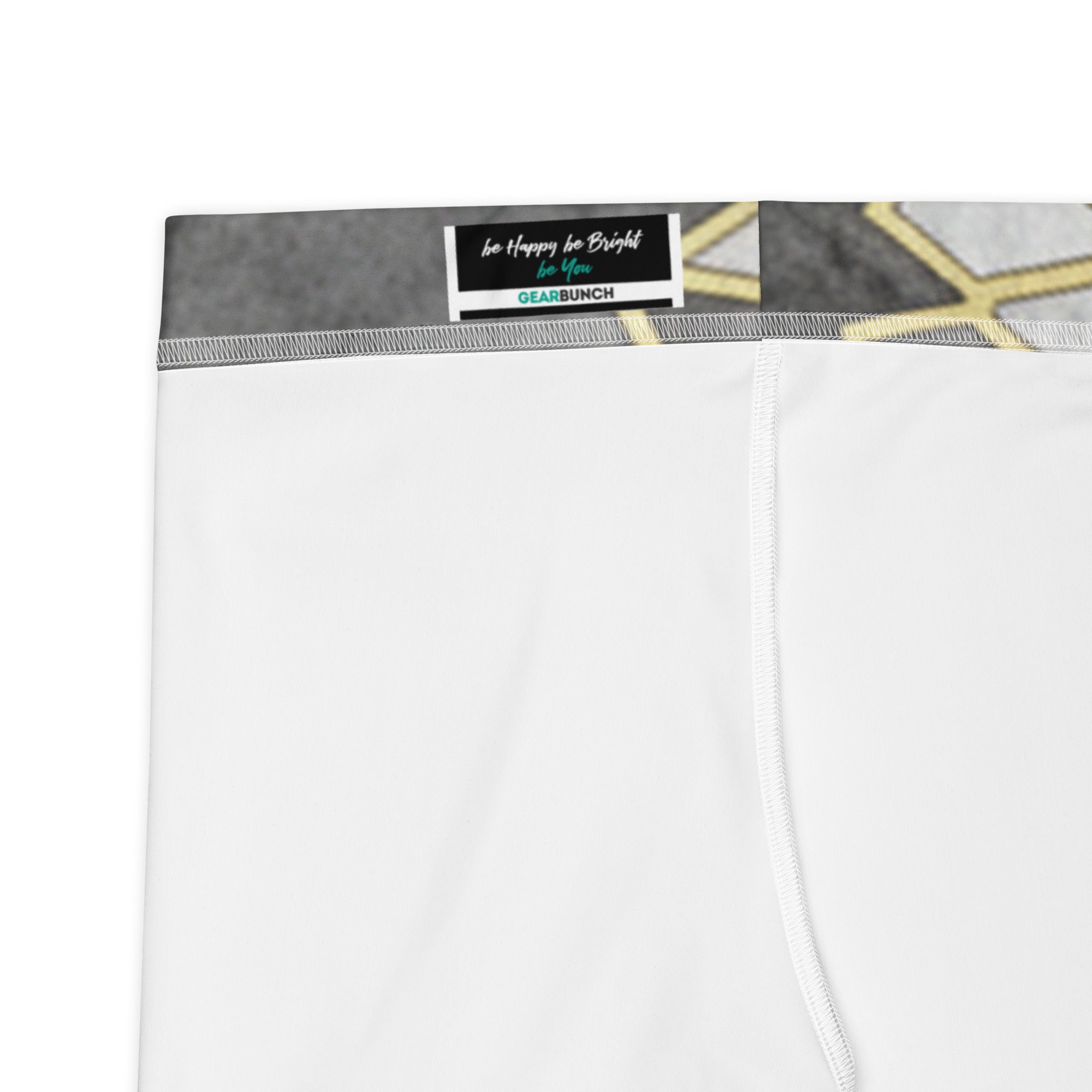 Monochrome Luxe Capri Leggings | GearBunch