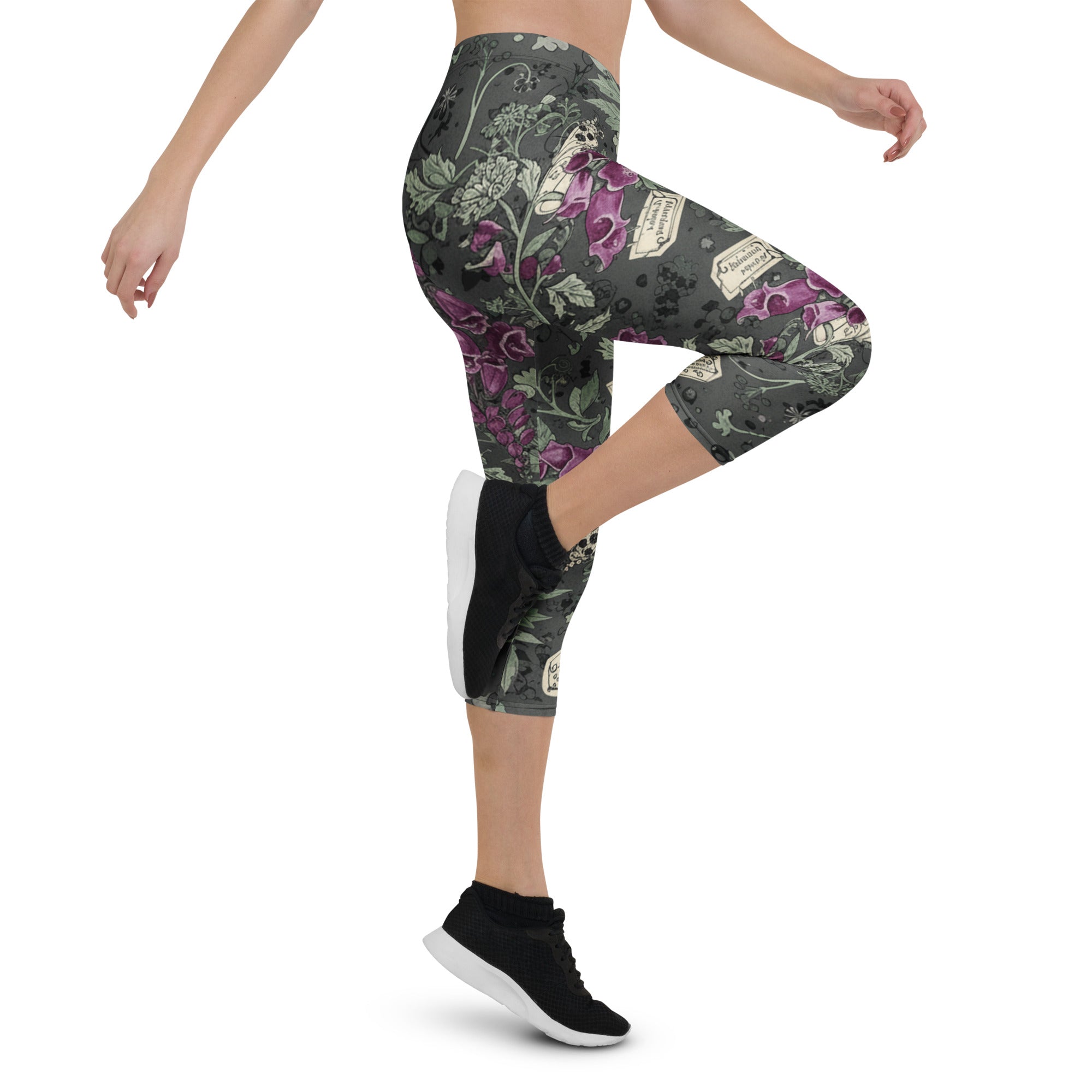 Hemlock Goth Capri Leggings | GearBunch