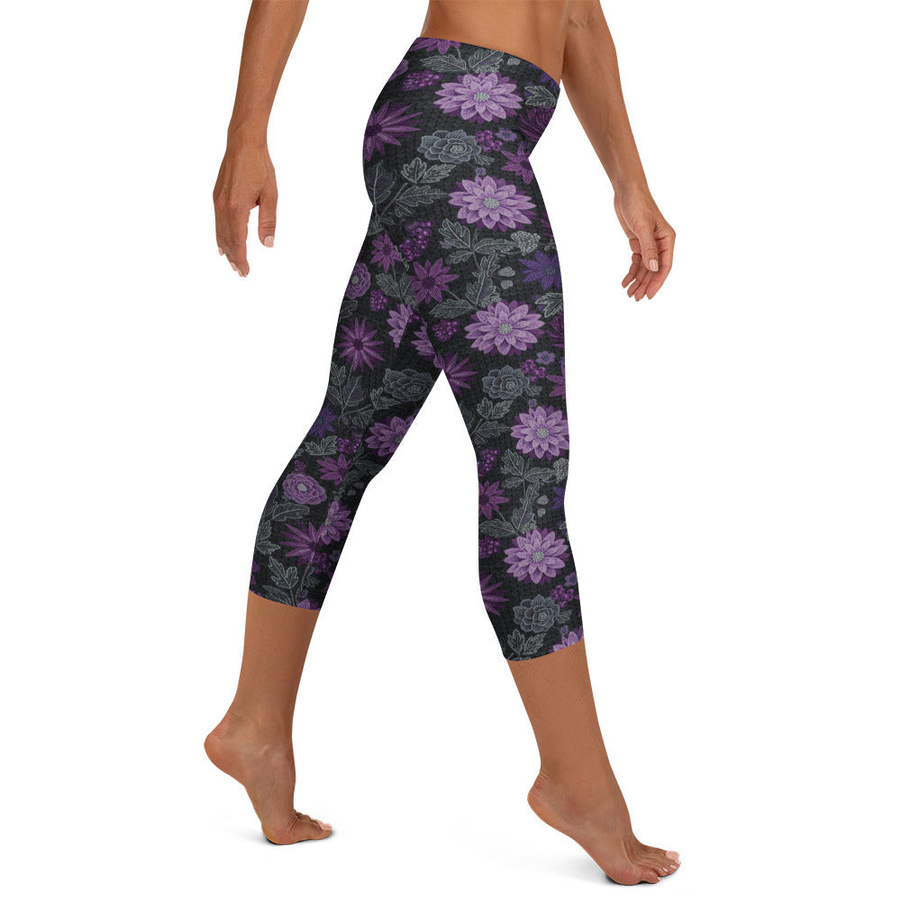 Jewel Orchid Capri Leggings | GearBunch