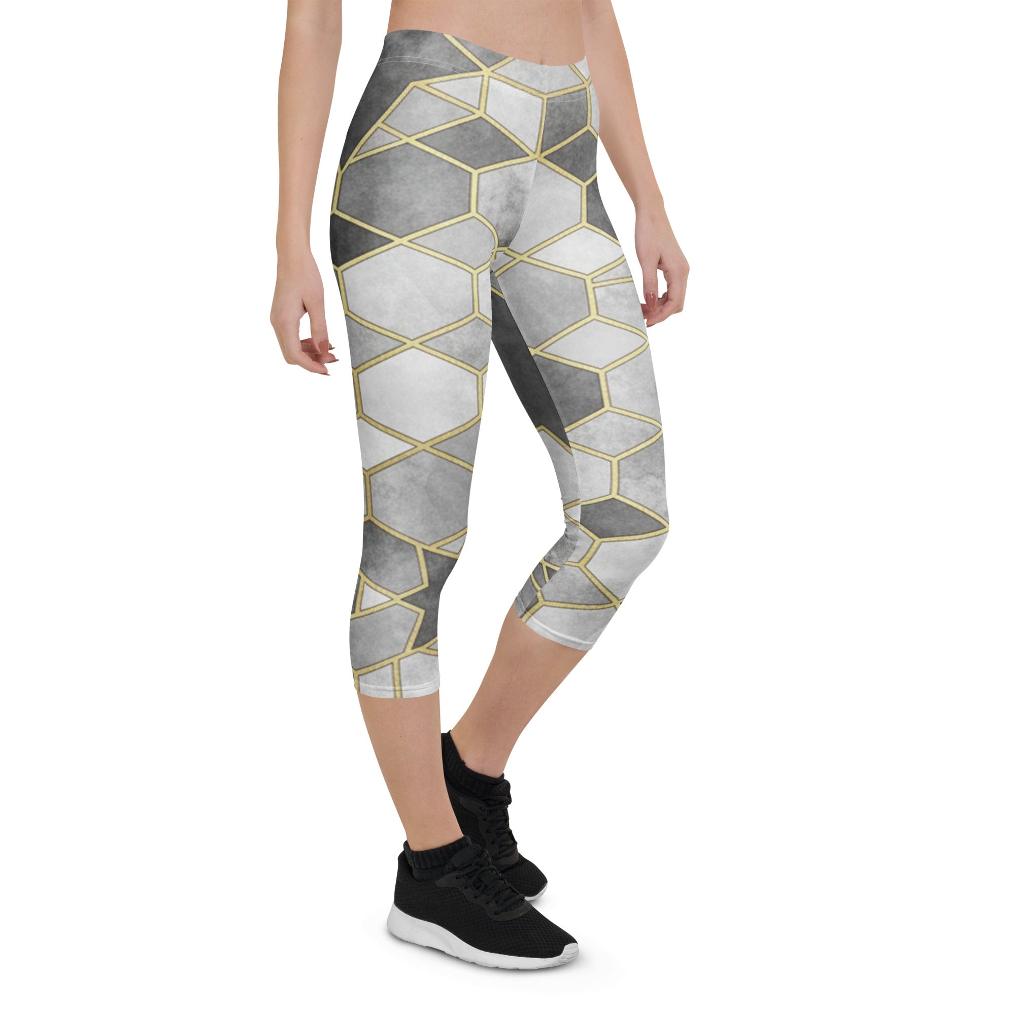 Monochrome Luxe Capri Leggings | GearBunch