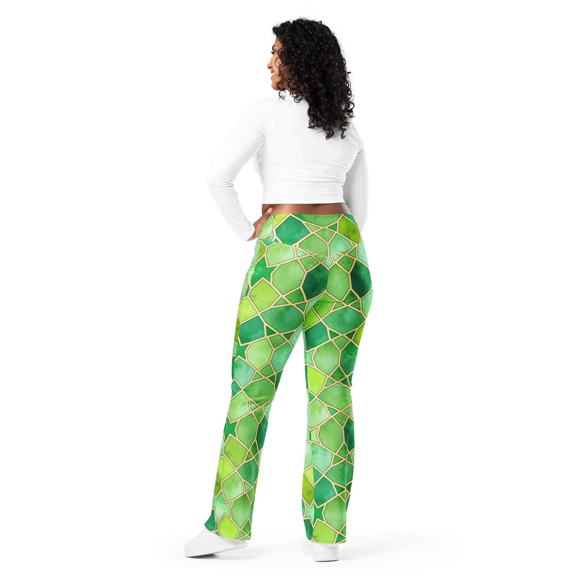 Arabic Emerald Jewel Flare Leggings | GearBunch