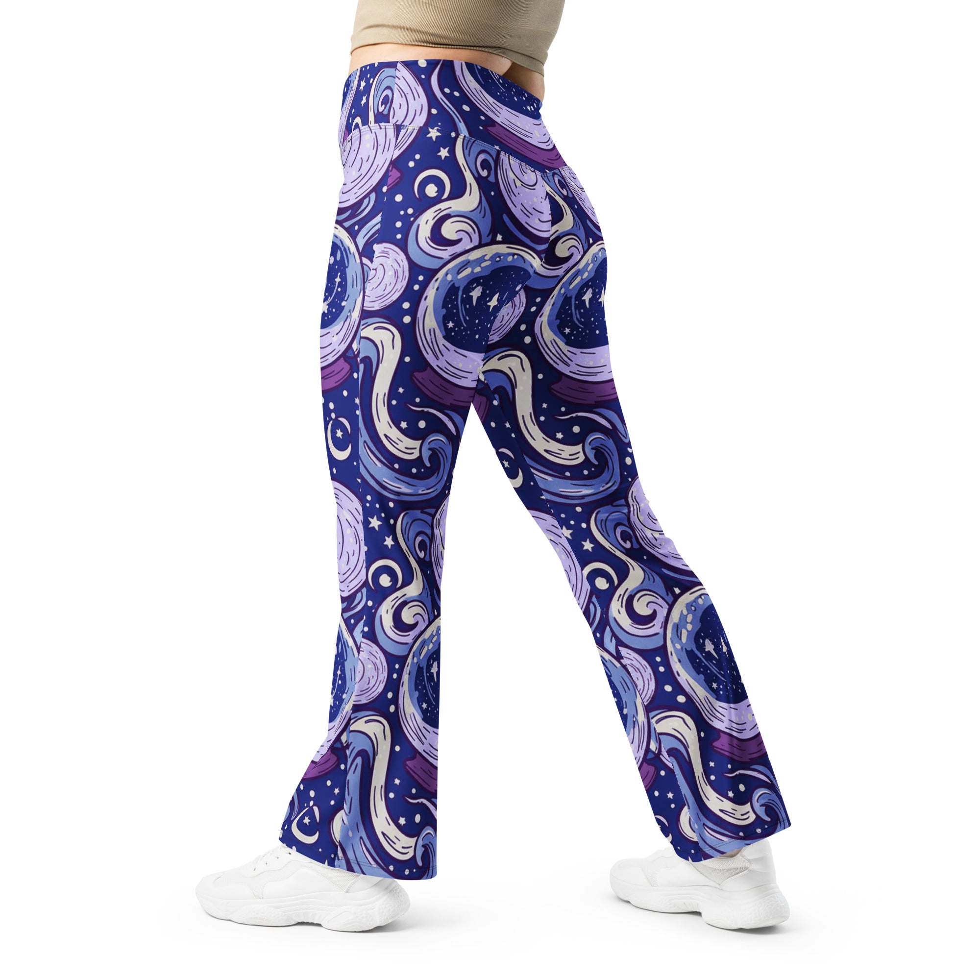 Crystal Ball Smoke Magic Flare Leggings | GearBunch