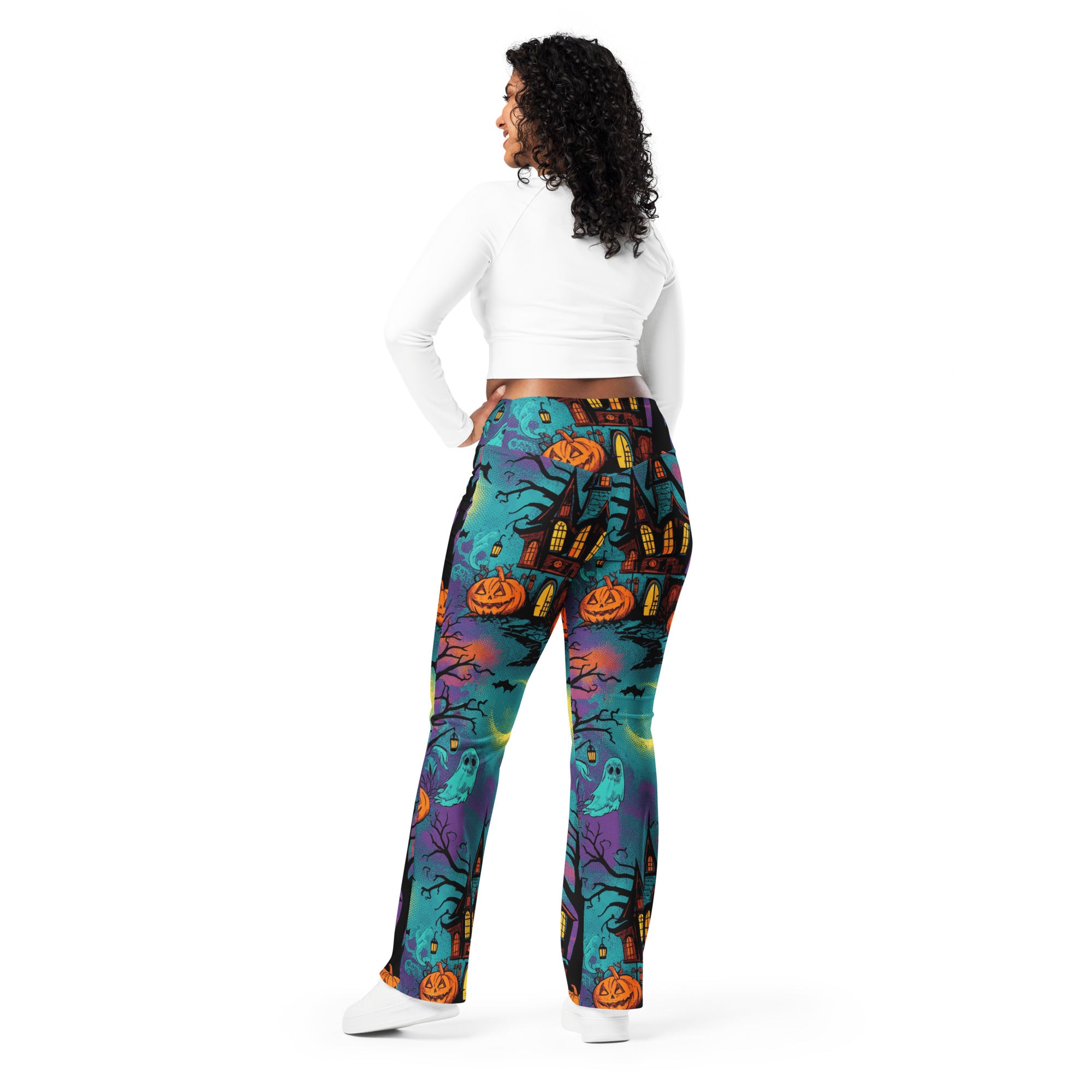 Haunted Manor Twilight Flare Leggings | GearBunch