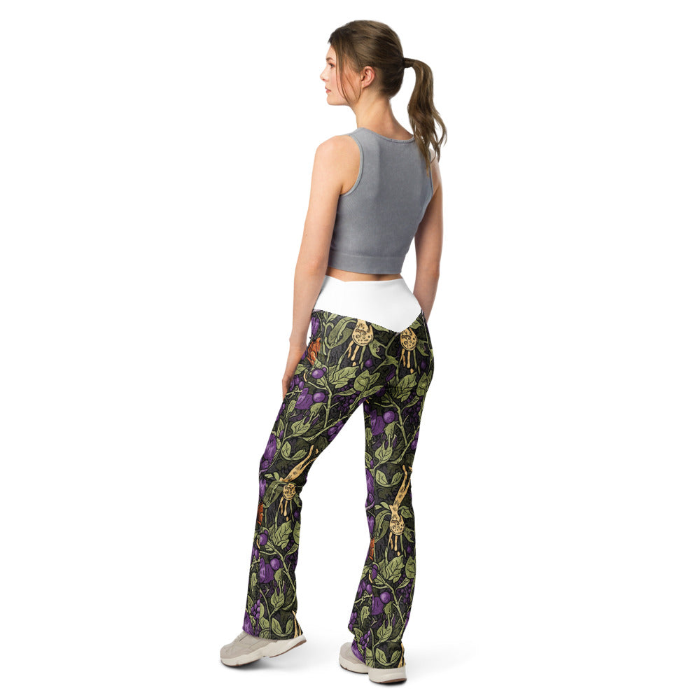 Flare leggings back view | GearBunch