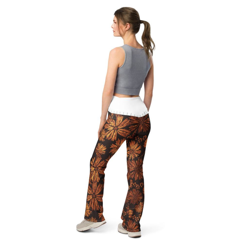 Flare leggings back view | GearBunch