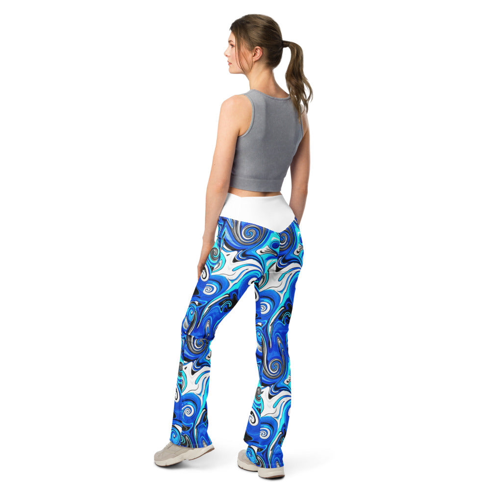 Flare leggings back view | GearBunch