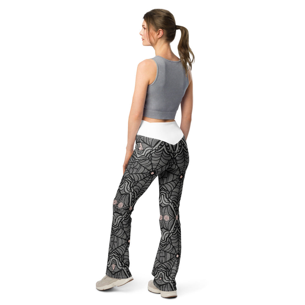 Flare leggings back view | GearBunch