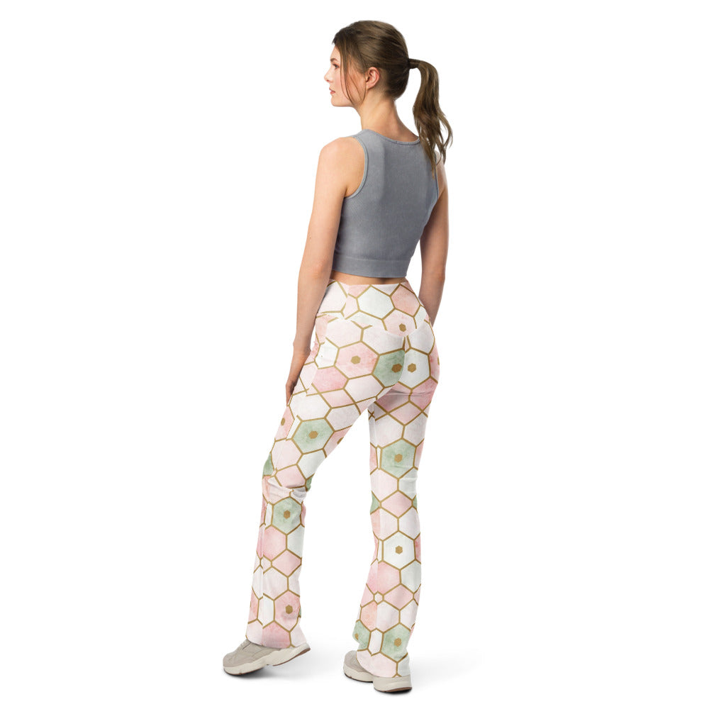 Flare leggings back view | GearBunch