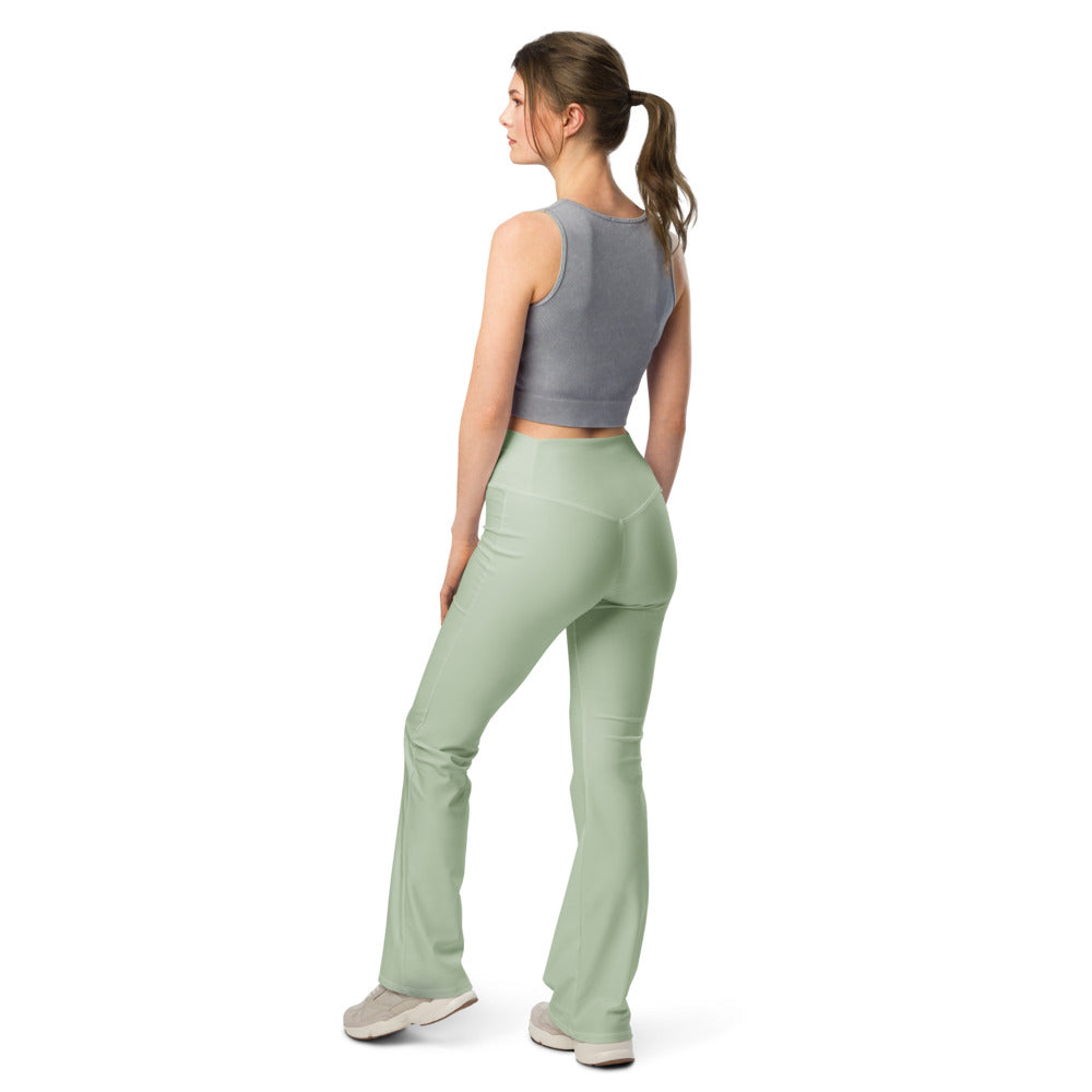 Solid leggings back view | GearBunch
