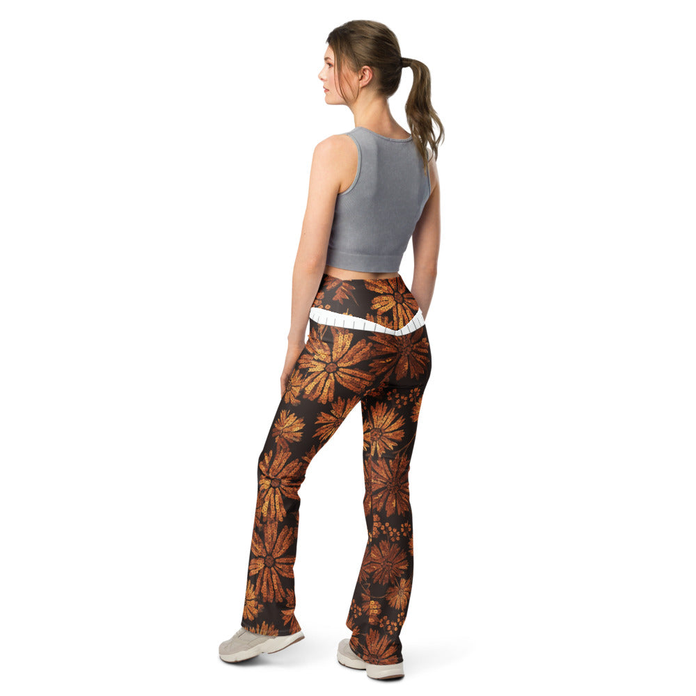 Flare leggings back view | GearBunch