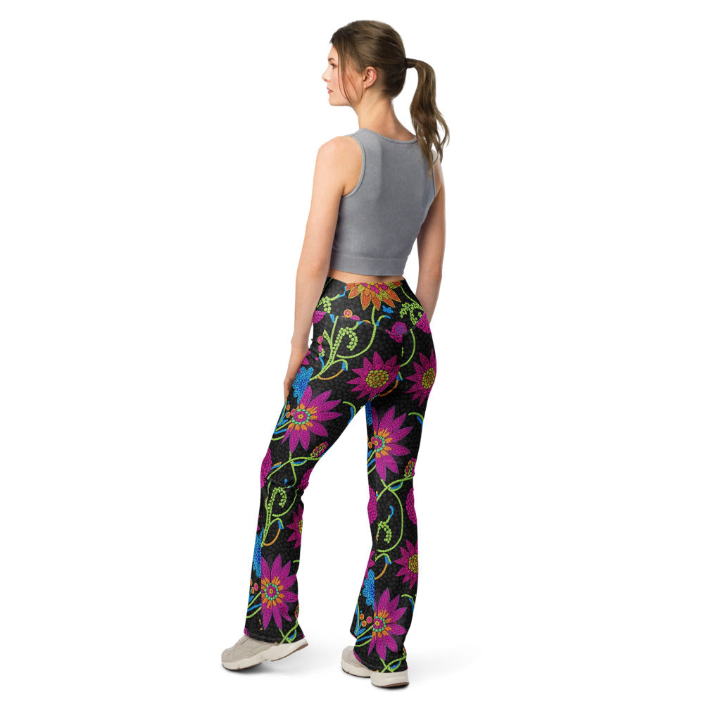 Flare leggings back view | GearBunch