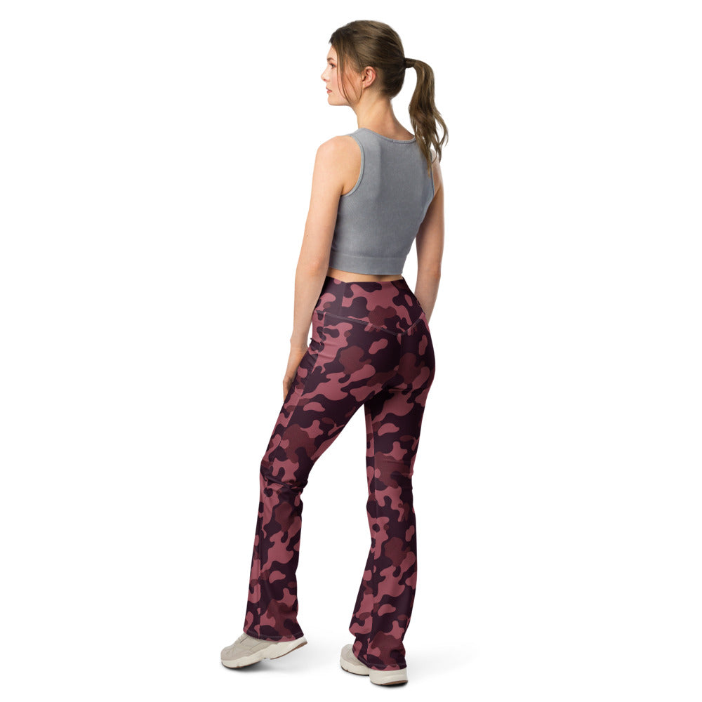 Flare leggings back view | GearBunch