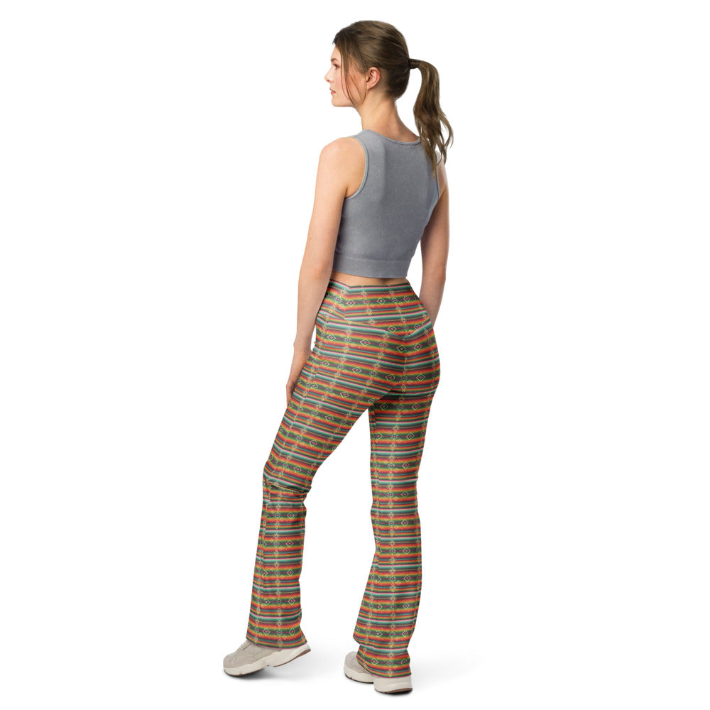 Solid leggings back view | GearBunch