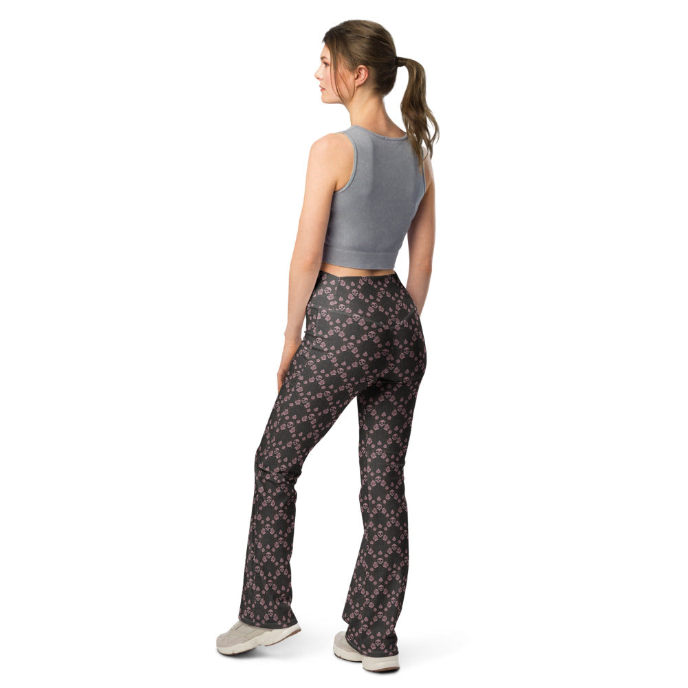Solid leggings back view | GearBunch