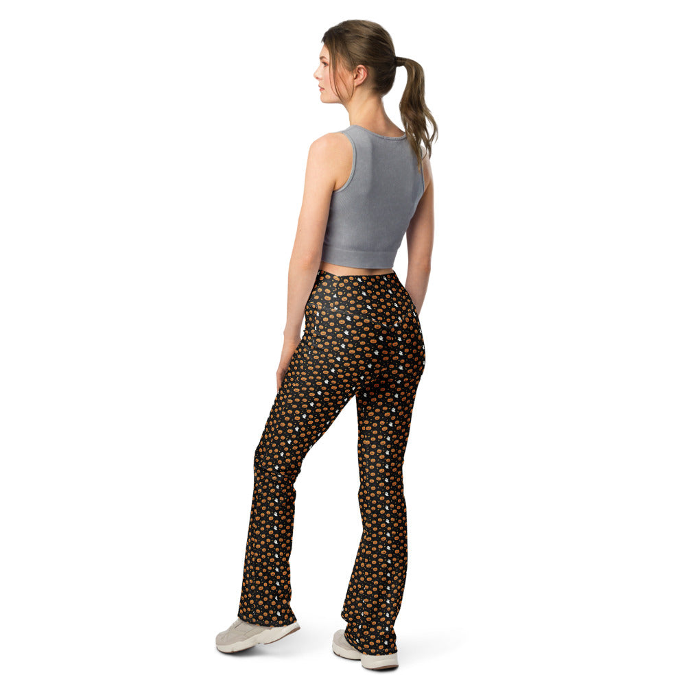 Solid leggings back view | GearBunch