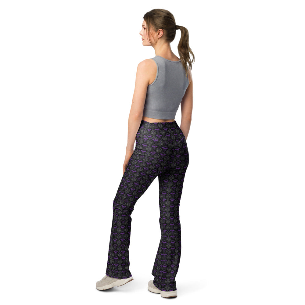 Solid leggings back view | GearBunch