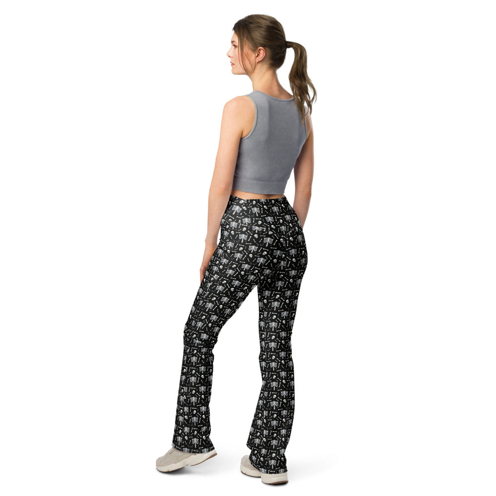 Solid leggings back view | GearBunch
