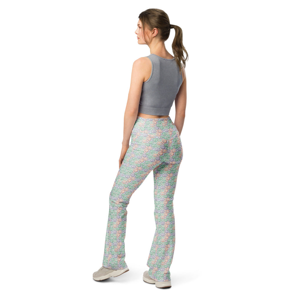 Solid leggings back view | GearBunch