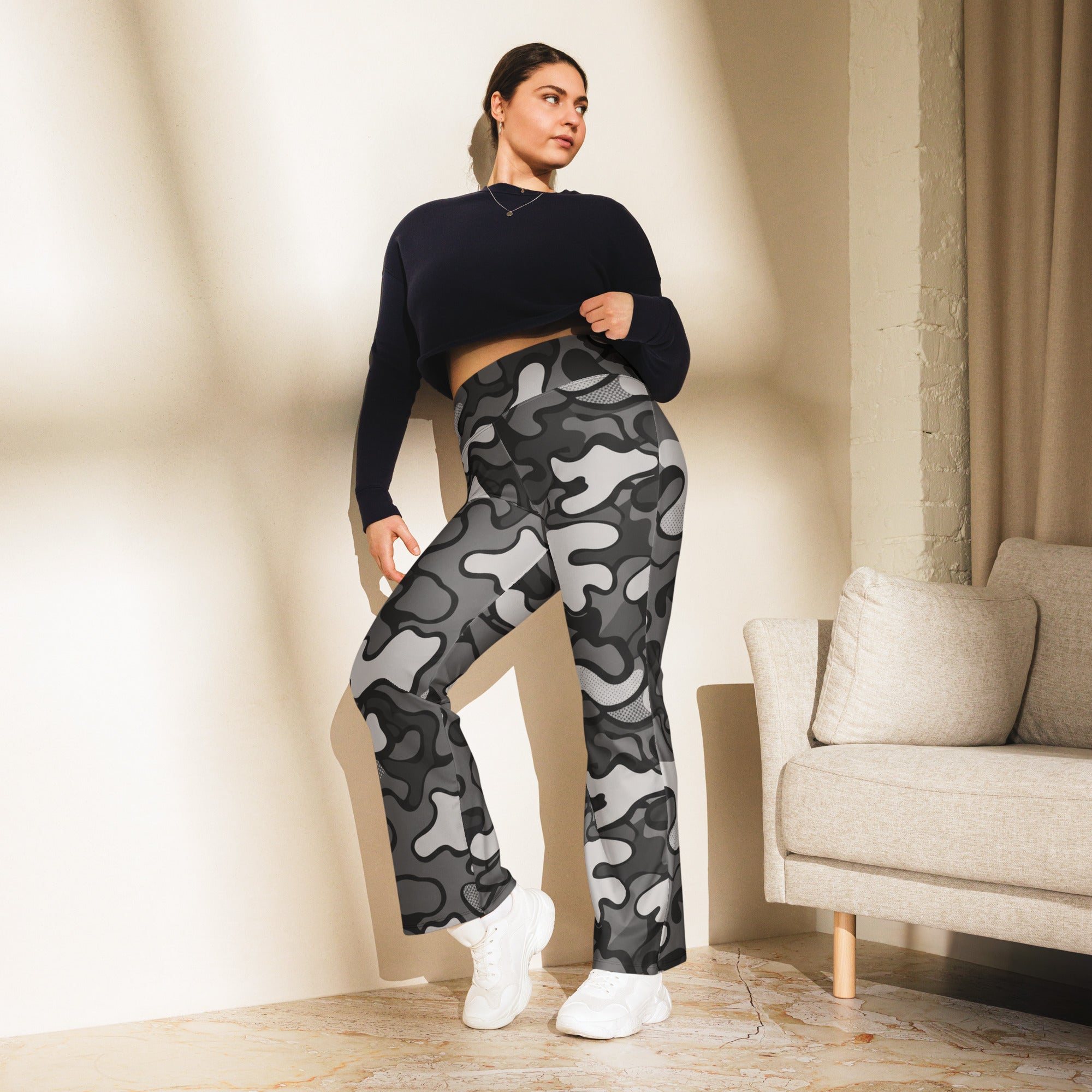 Charcoal Steel Camo Flare Leggings | GearBunch