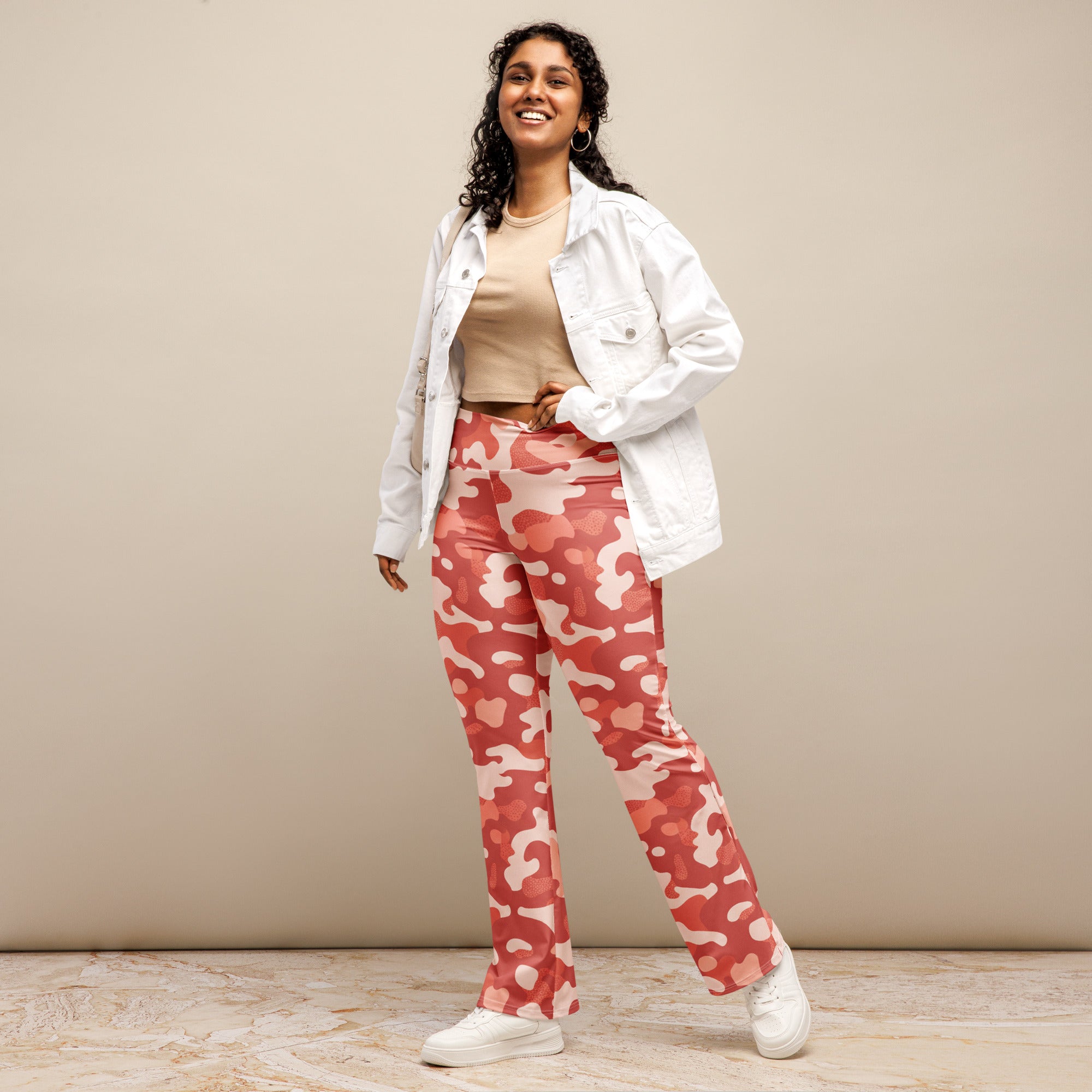 Coral Sunset Camo Flare Leggings | GearBunch