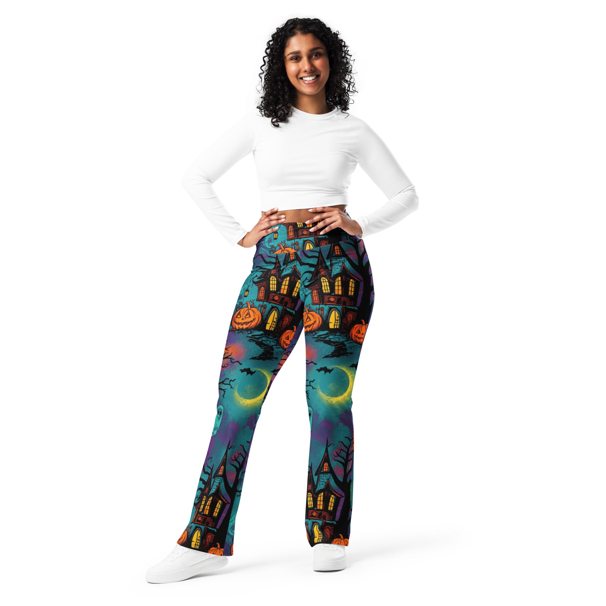 Haunted Manor Twilight Flare Leggings | GearBunch