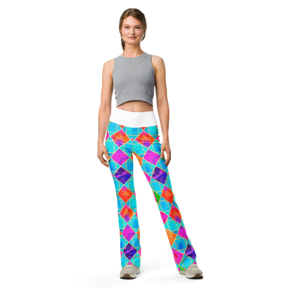 Flare leggings front view | GearBunch
