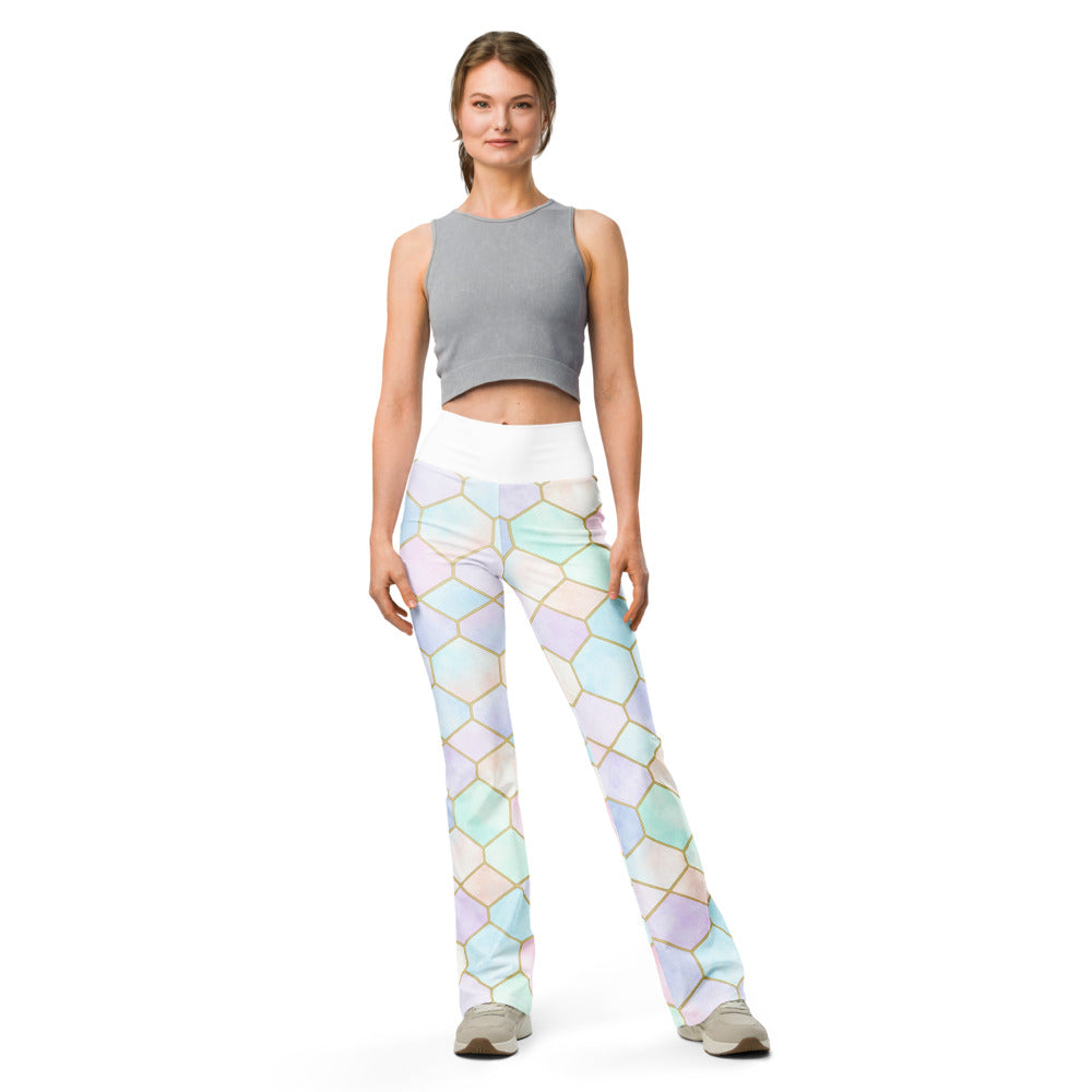 Flare leggings front view | GearBunch