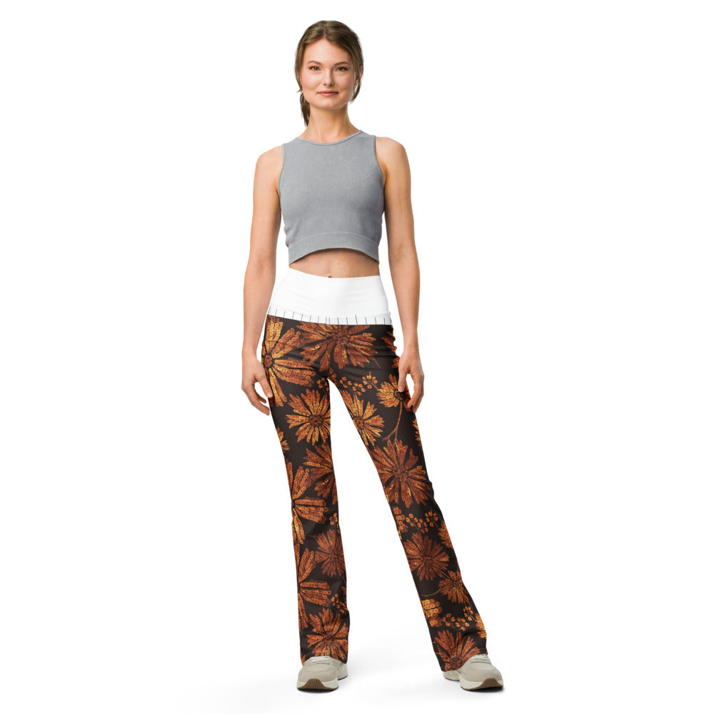 Flare leggings front view | GearBunch