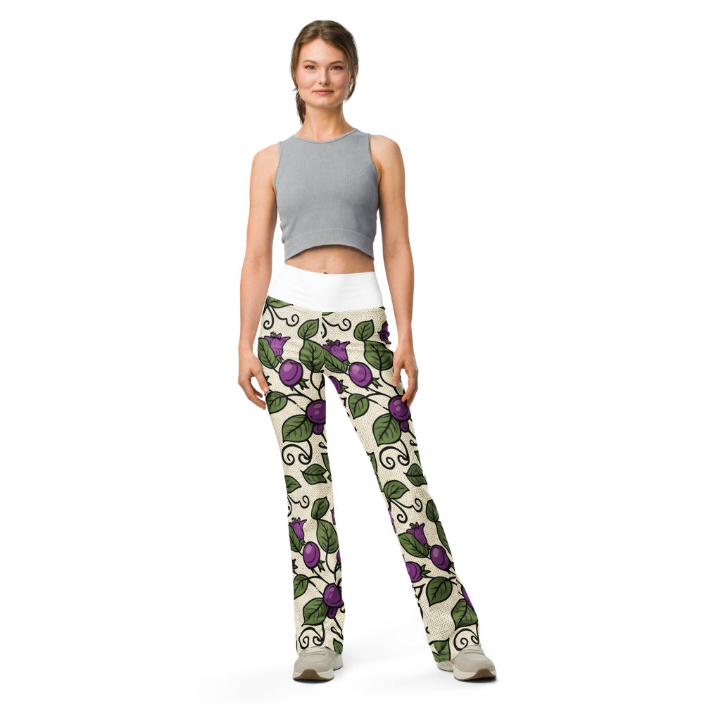 Flare leggings front view | GearBunch