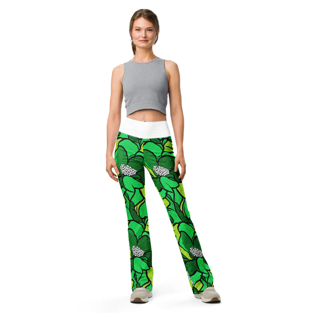 Flare leggings front view | GearBunch