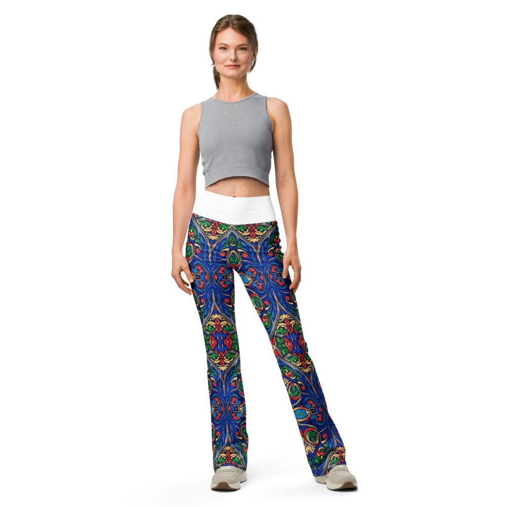 Flare leggings front view | GearBunch