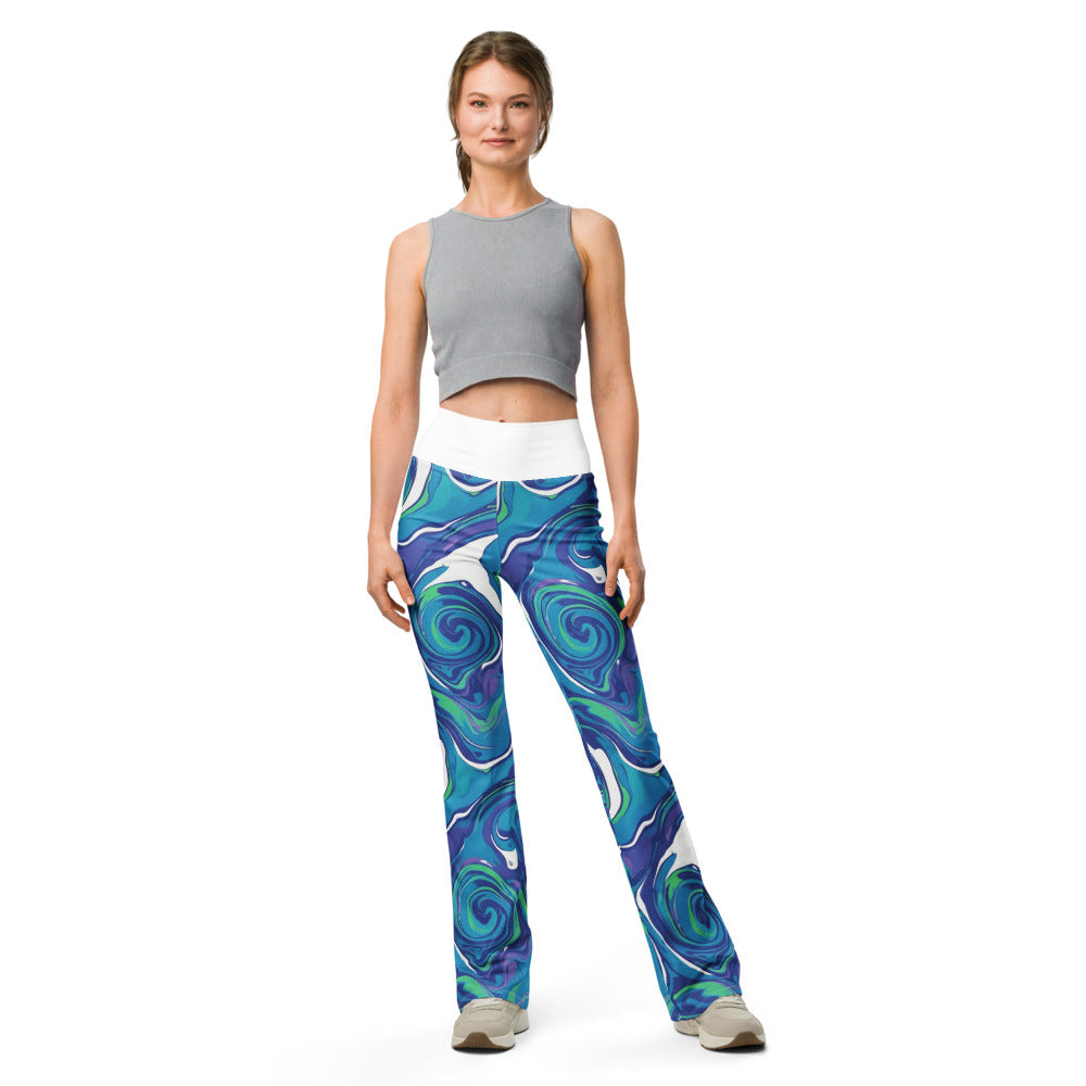 Flare leggings front view | GearBunch