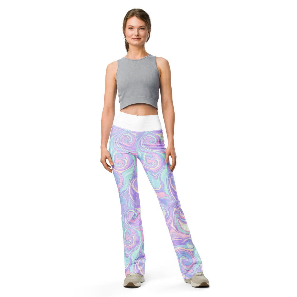 Flare leggings front view | GearBunch