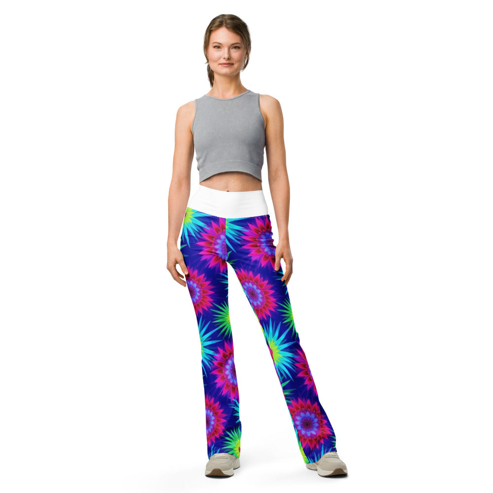 Flare leggings front view | GearBunch