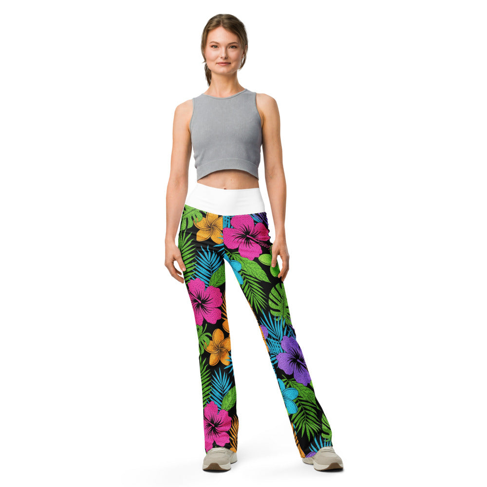 Flare leggings front view | GearBunch